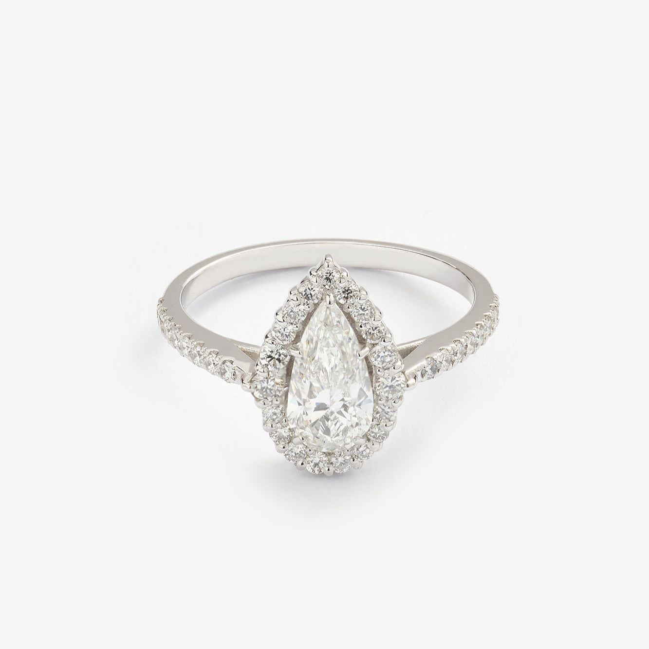 Gold Ring with Pear Diamond 0,7 ct