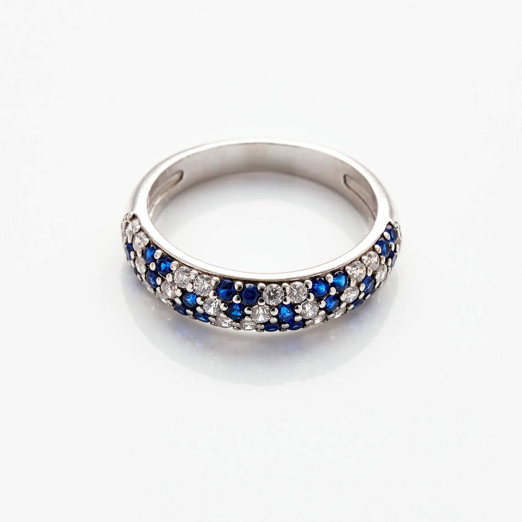 Gold Ring with Sapphires and Diamonds