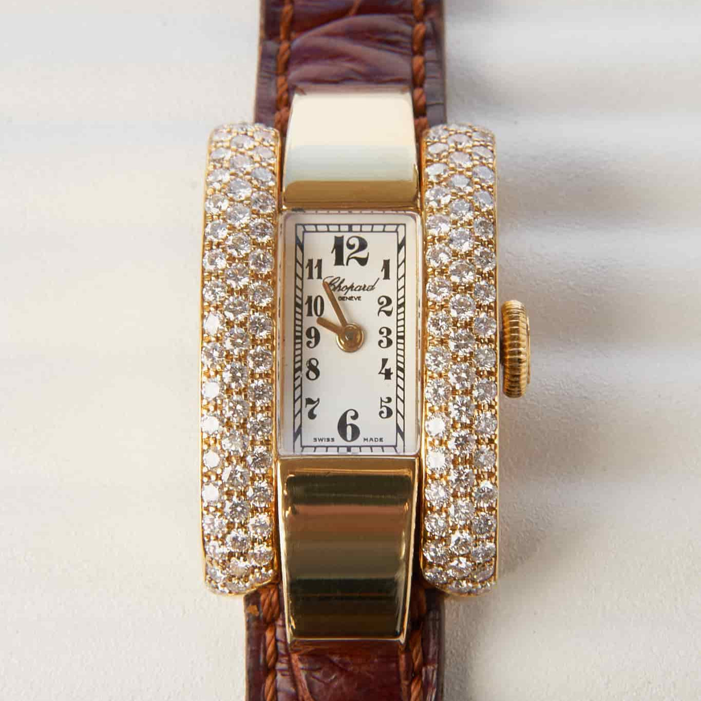 Gold vintage watches with Diamonds
