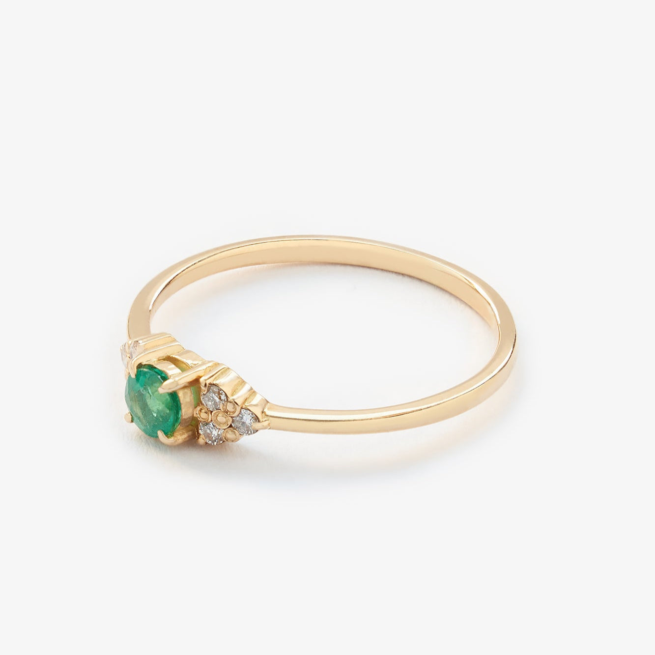 Gold Ring with Round cut Emerald and Diamonds
