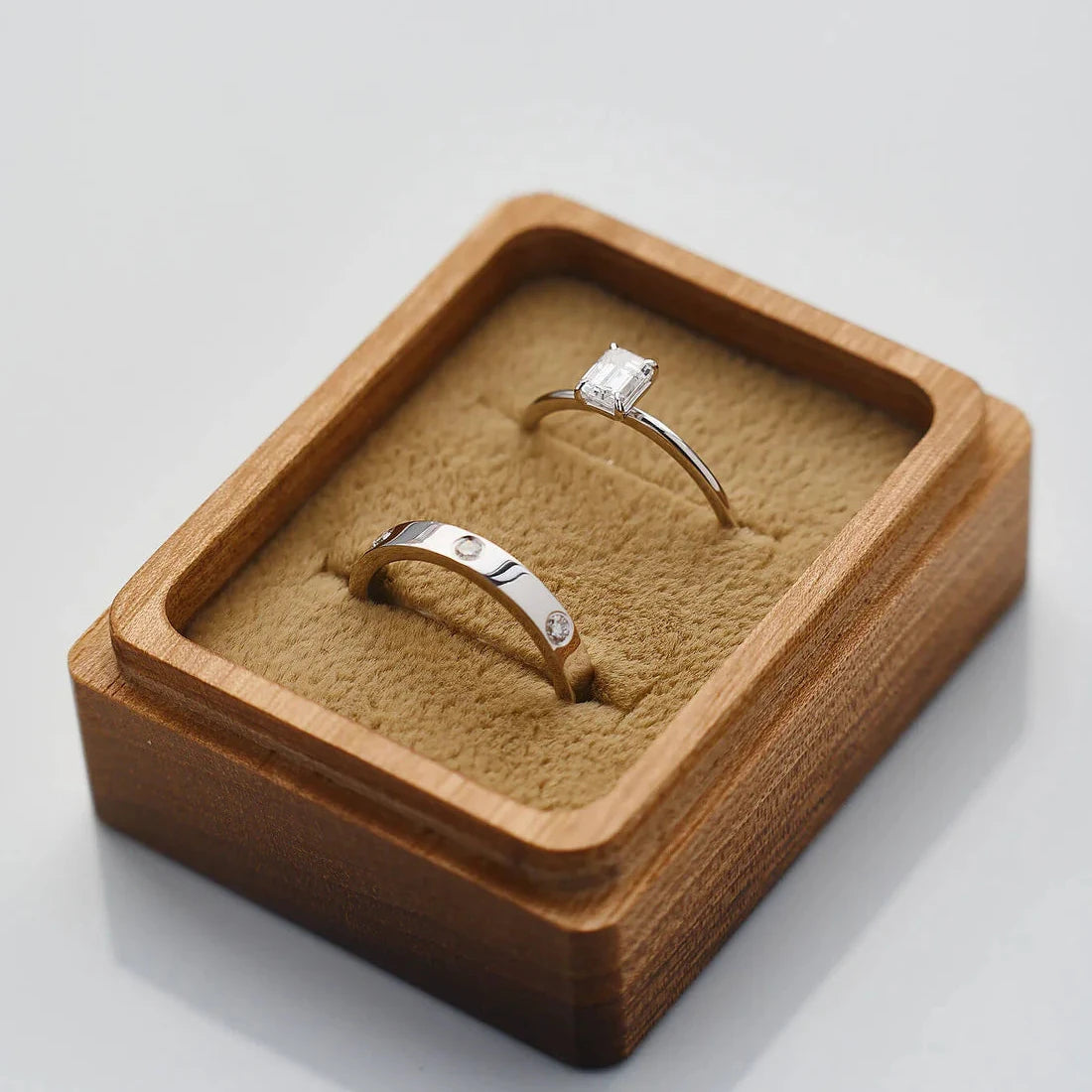 Gold Ring with Diamonds