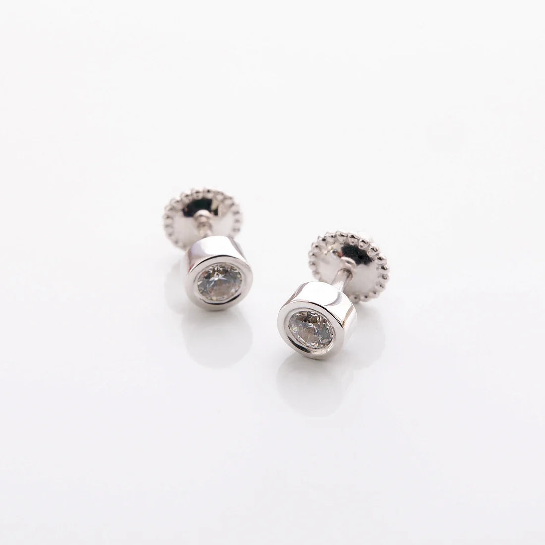 Gold Stud Earrings with Round Diamonds