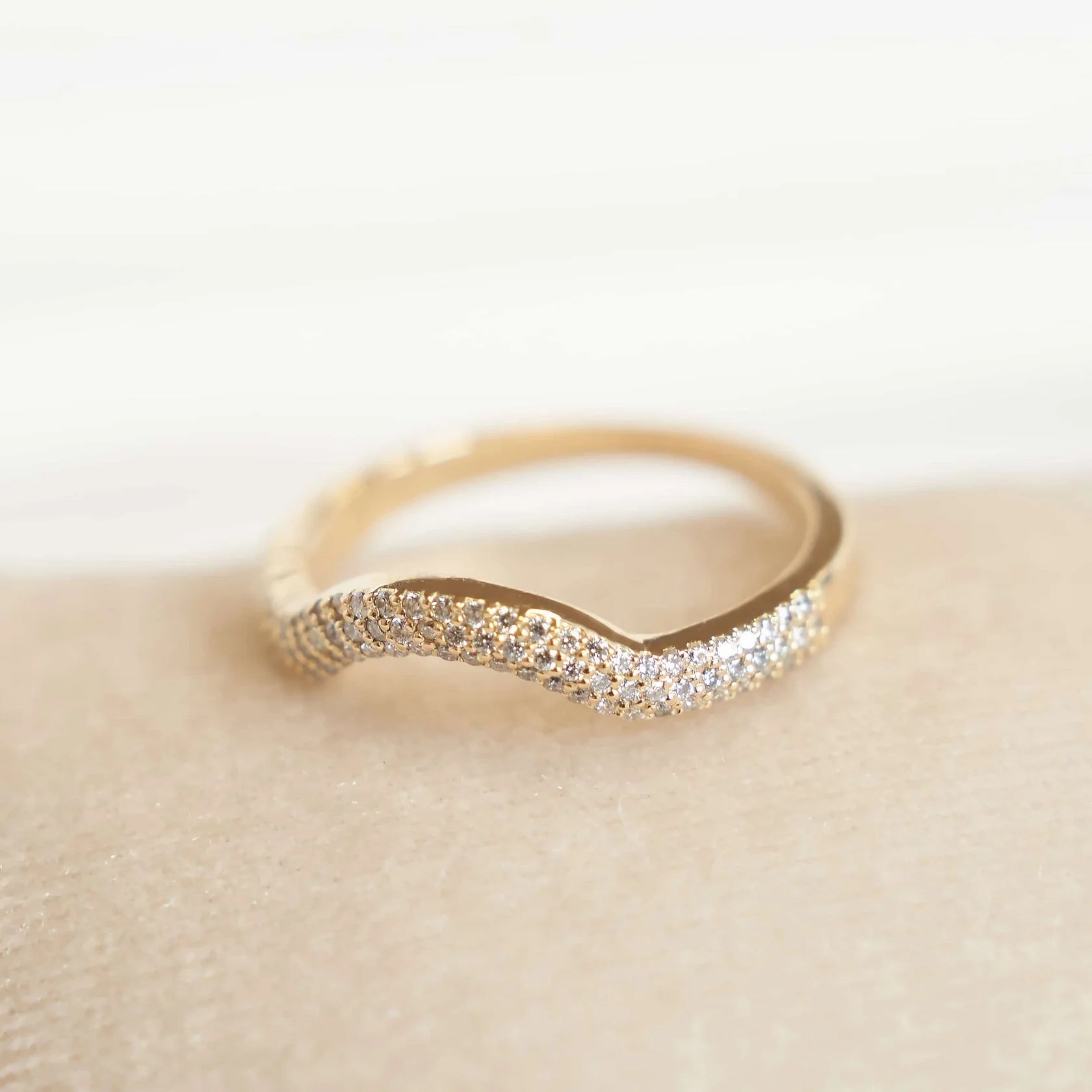 Gold Ring with Diamonds