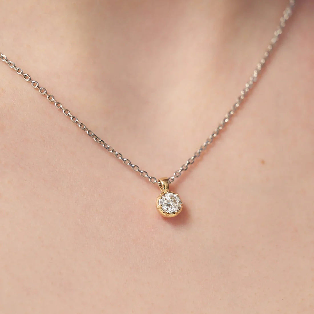 Gold Necklace with Round Diamond 0,5 ct
