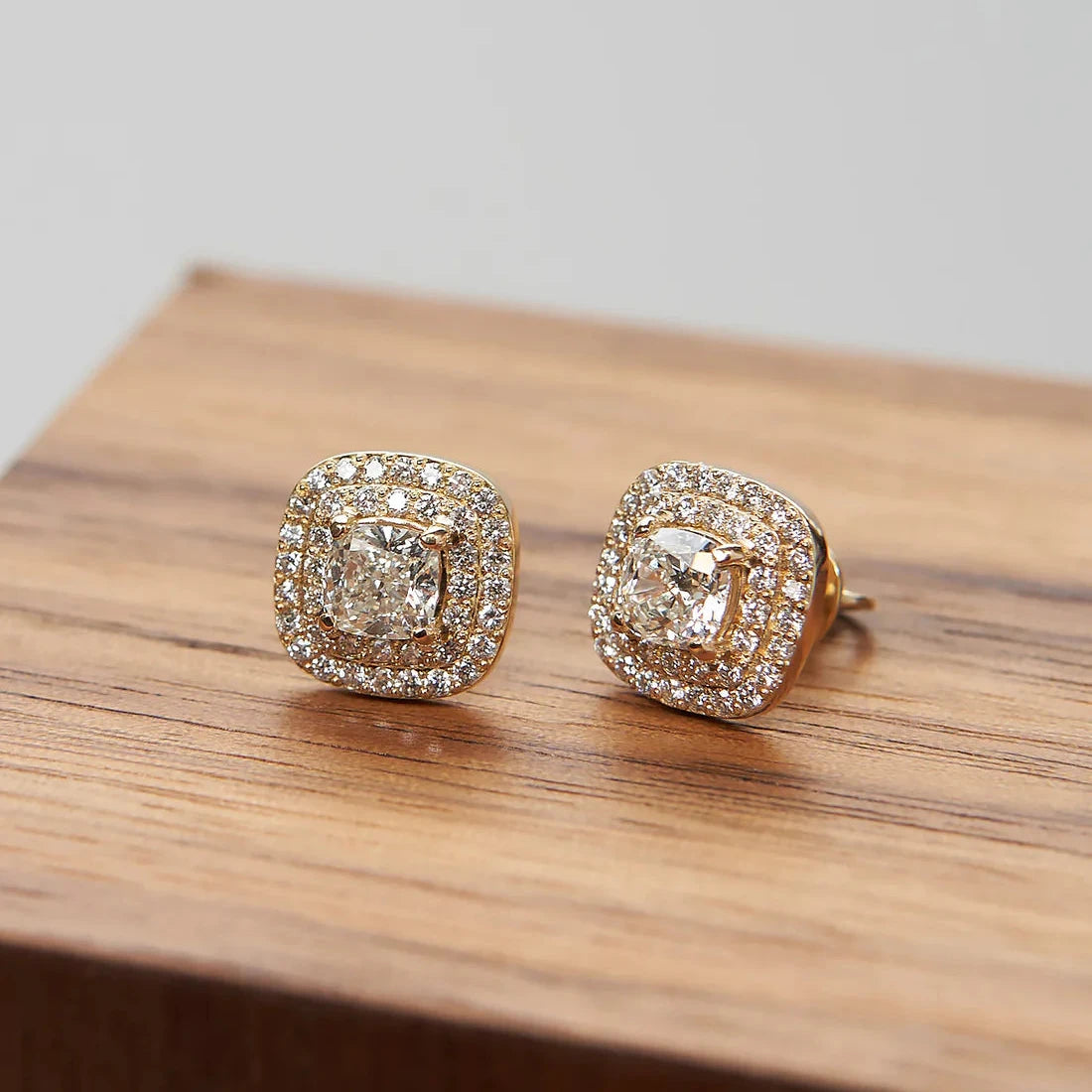 Stud Earrings with Cushion Diamonds