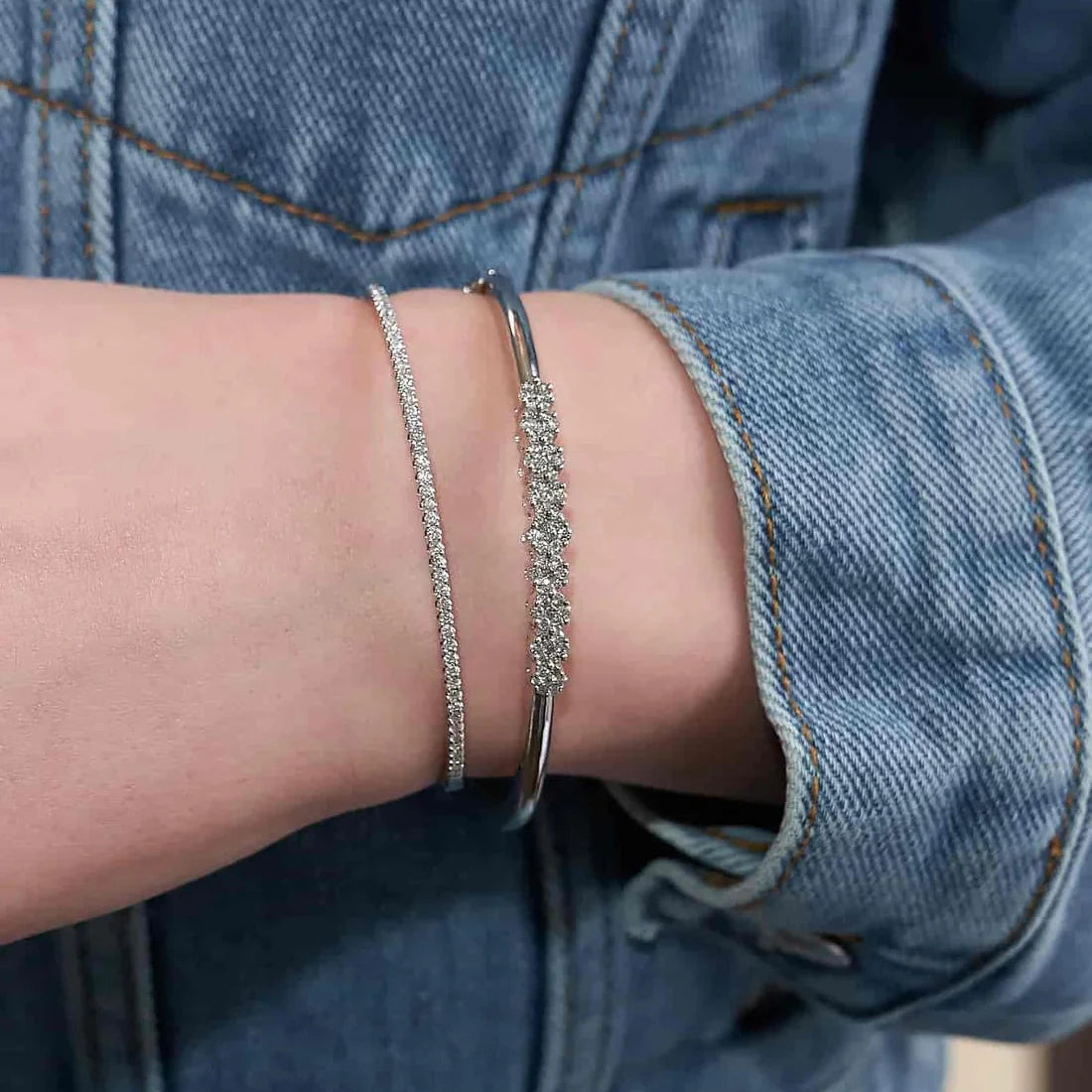 Gold Hard Tennis Bracelet with Diamonds