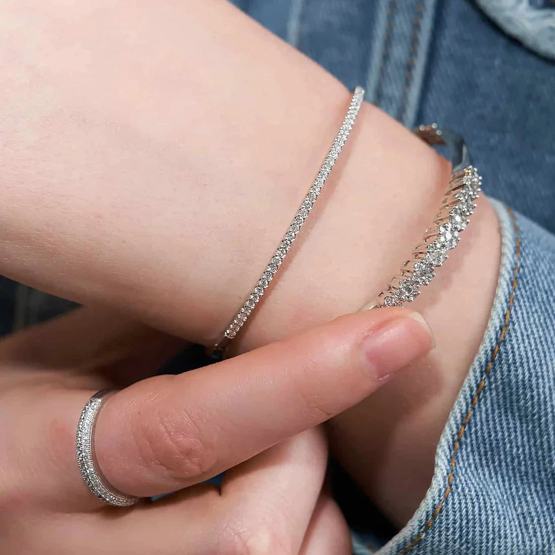 Gold Hard Tennis Bracelet with Diamonds