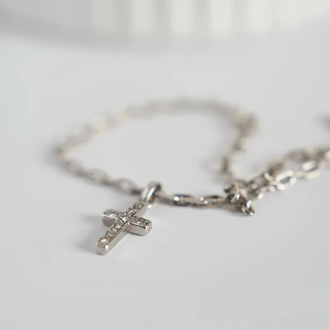 Gold Necklace with Diamonds