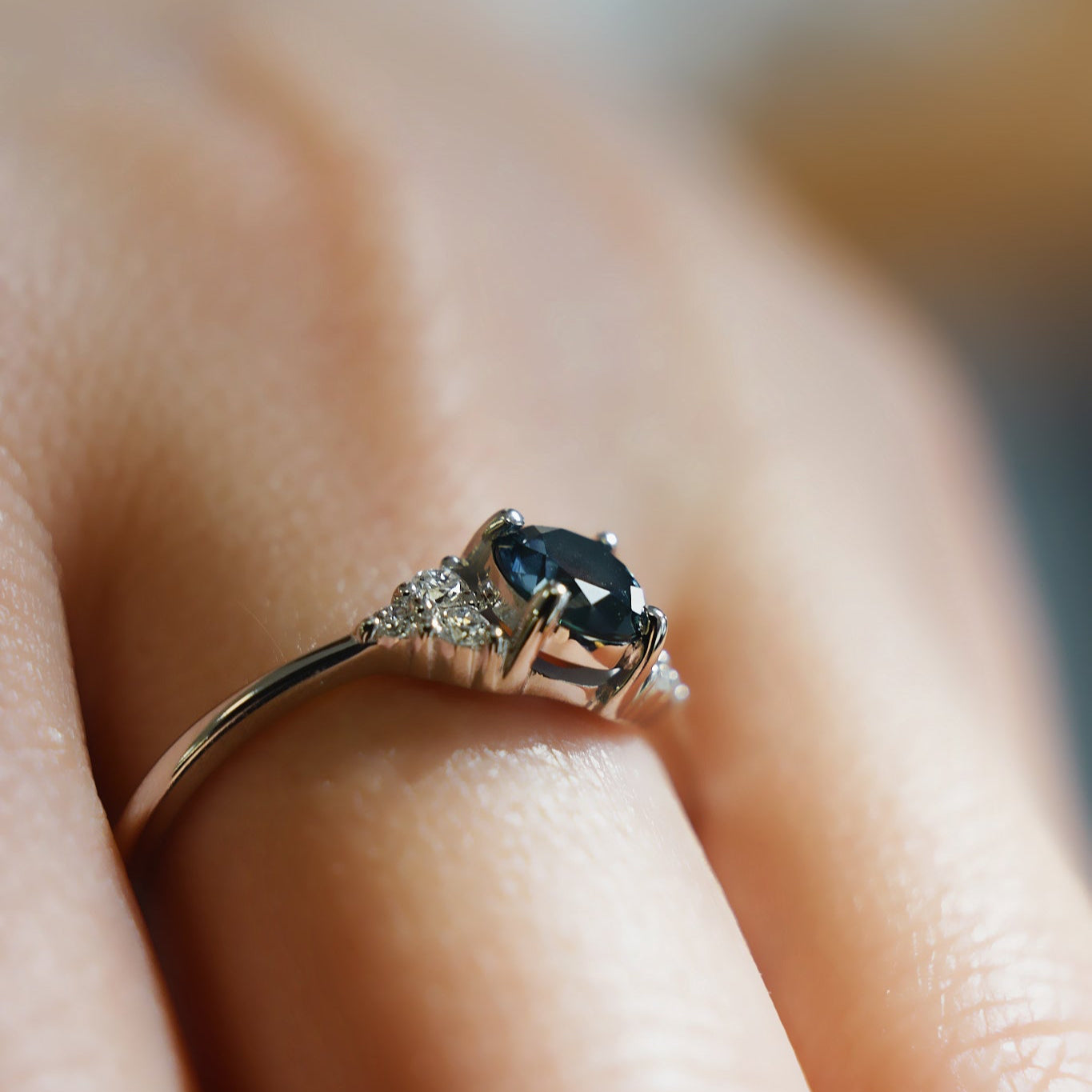 Gold Ring with Round Sapphire and Diamonds