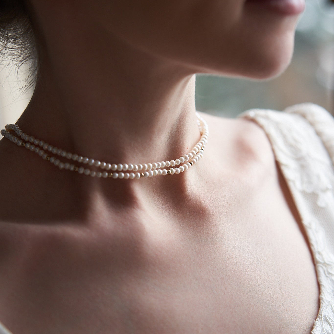 Gold Necklace with Pearls