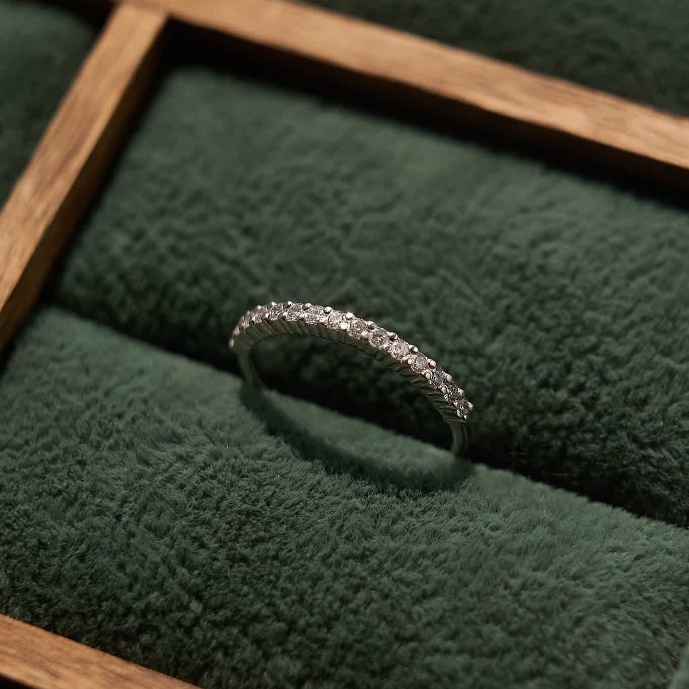 Gold Ring with Diamonds