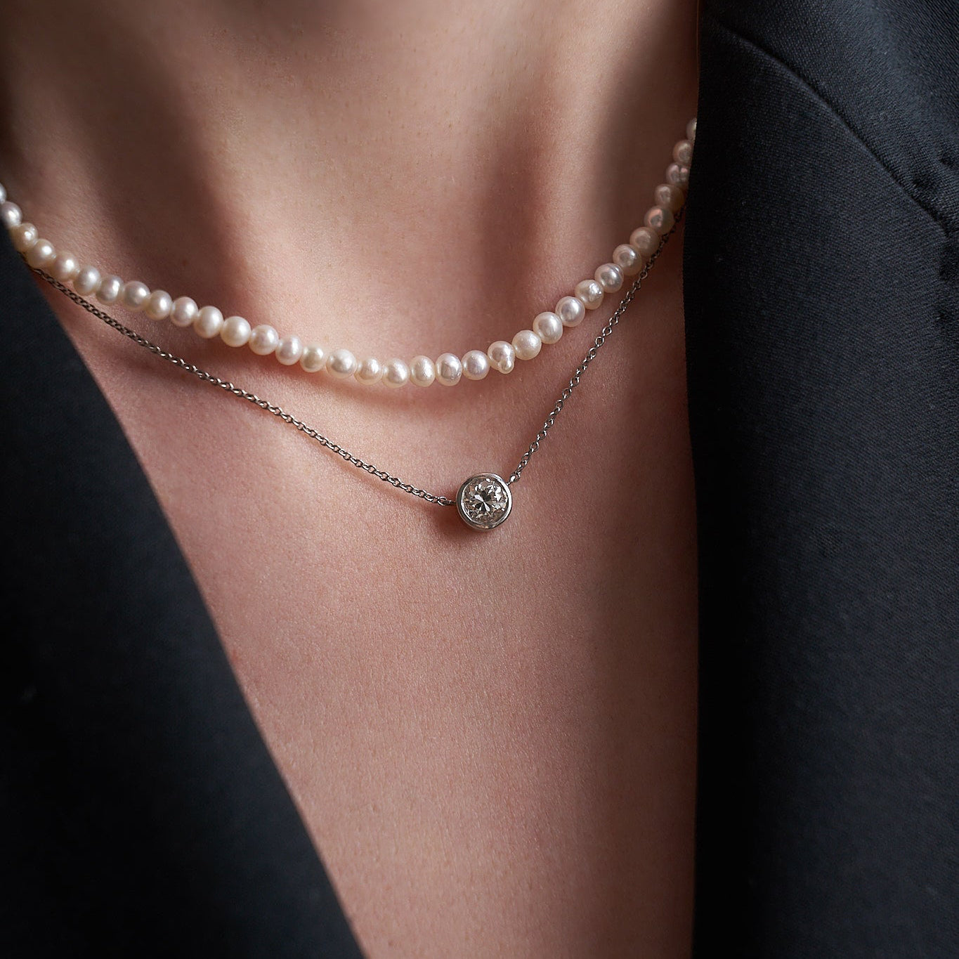 Gold Necklace with Pearls