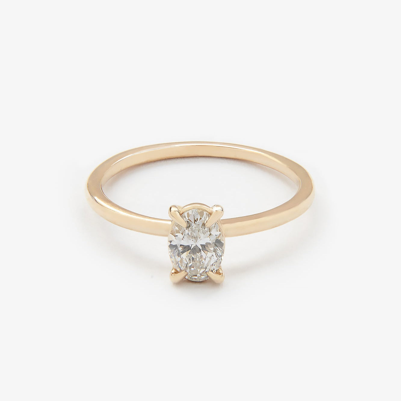 Gold Ring with Oval Diamond 0,5 ct