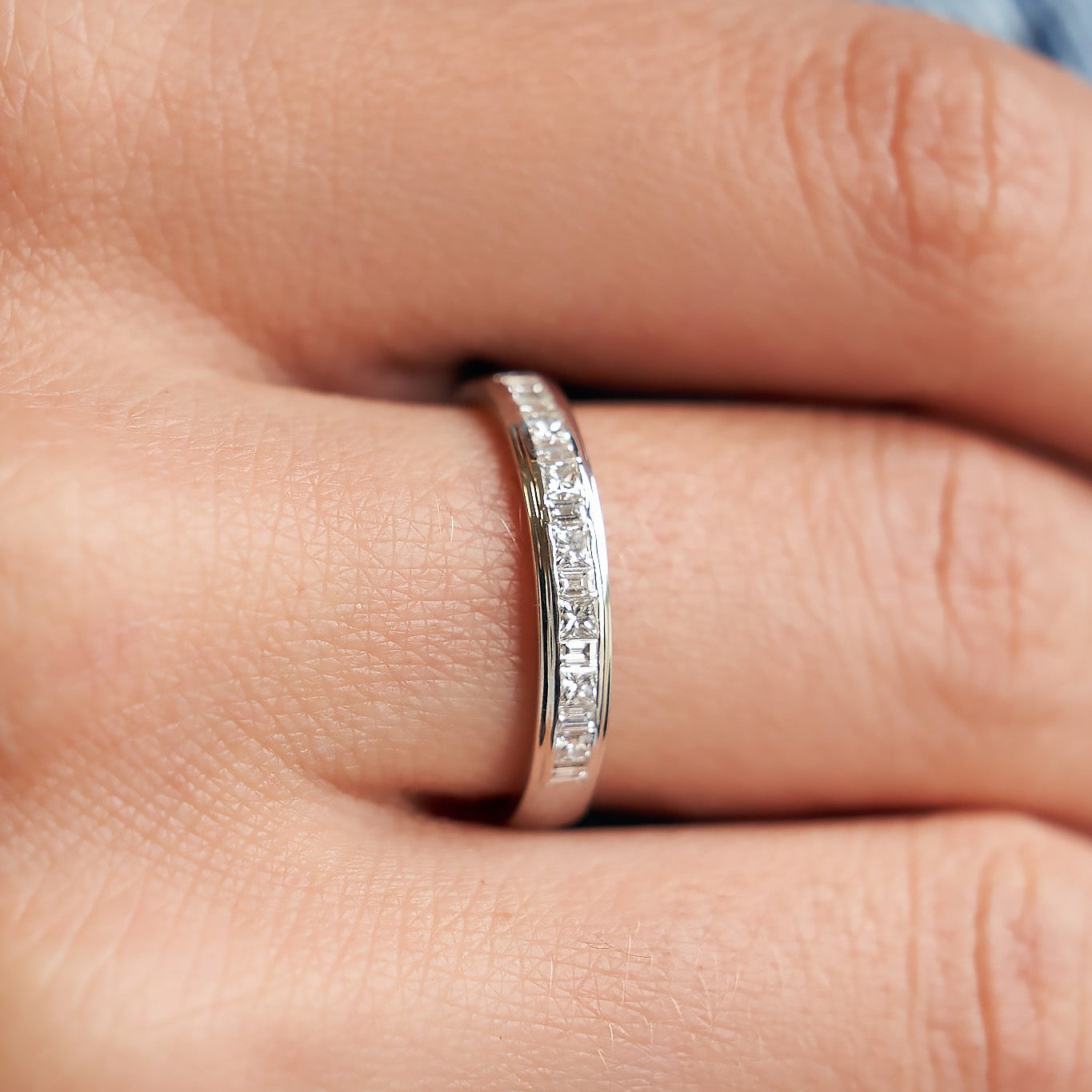 Gold Ring with Diamonds