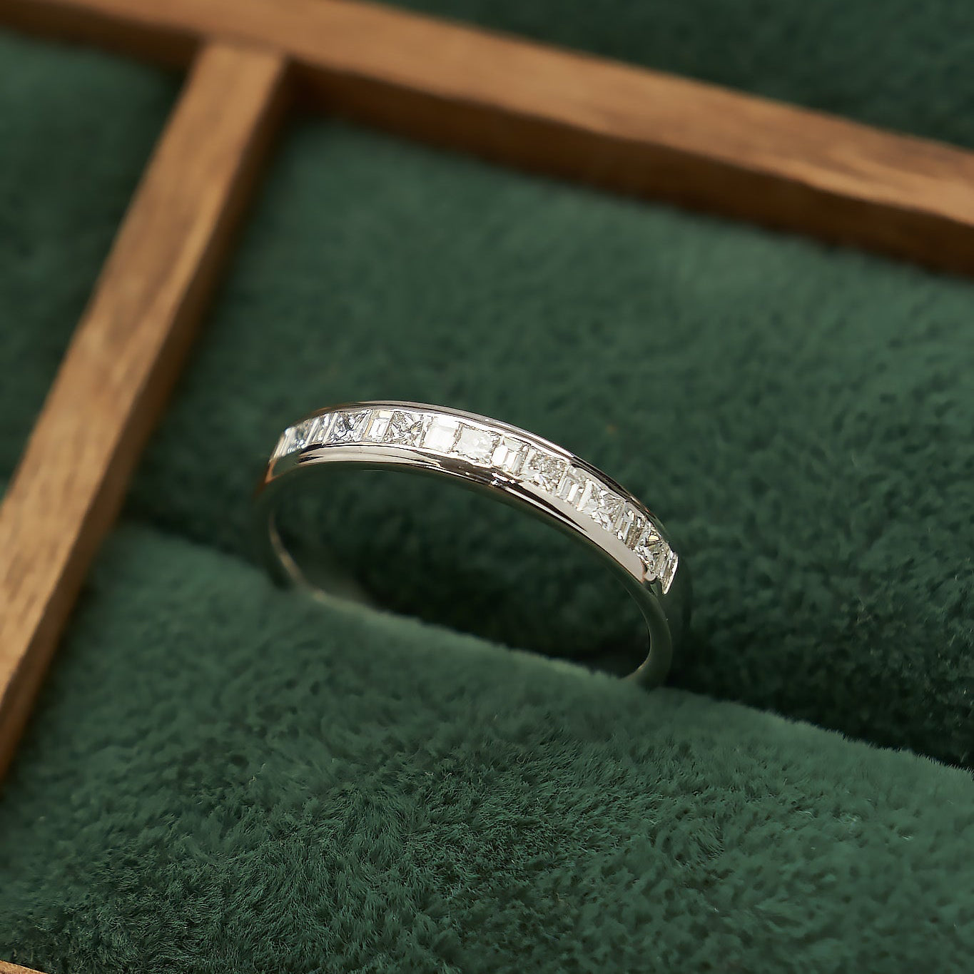 Gold Ring with Diamonds