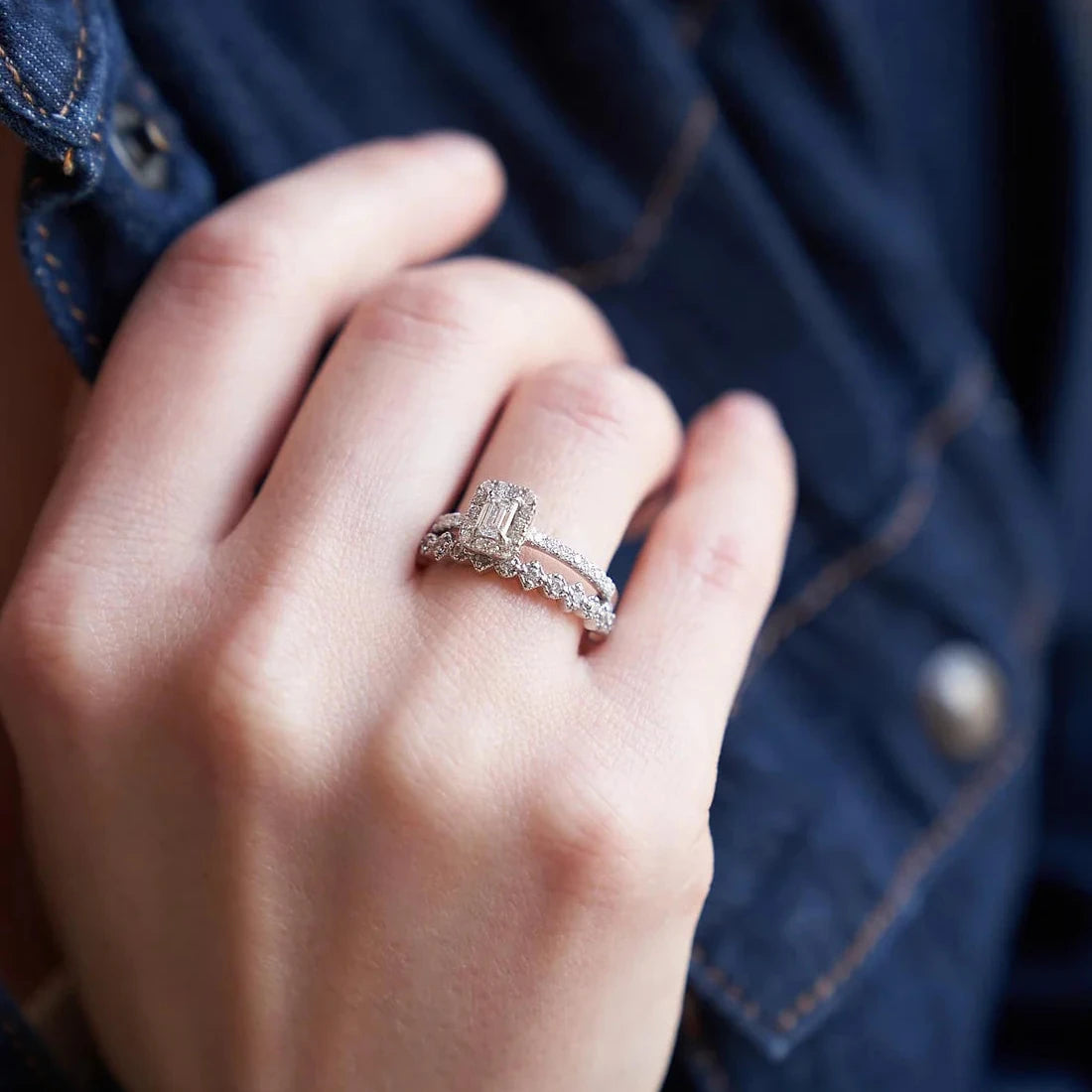Gold Ring with Emerald Diamond 0,3 ct
