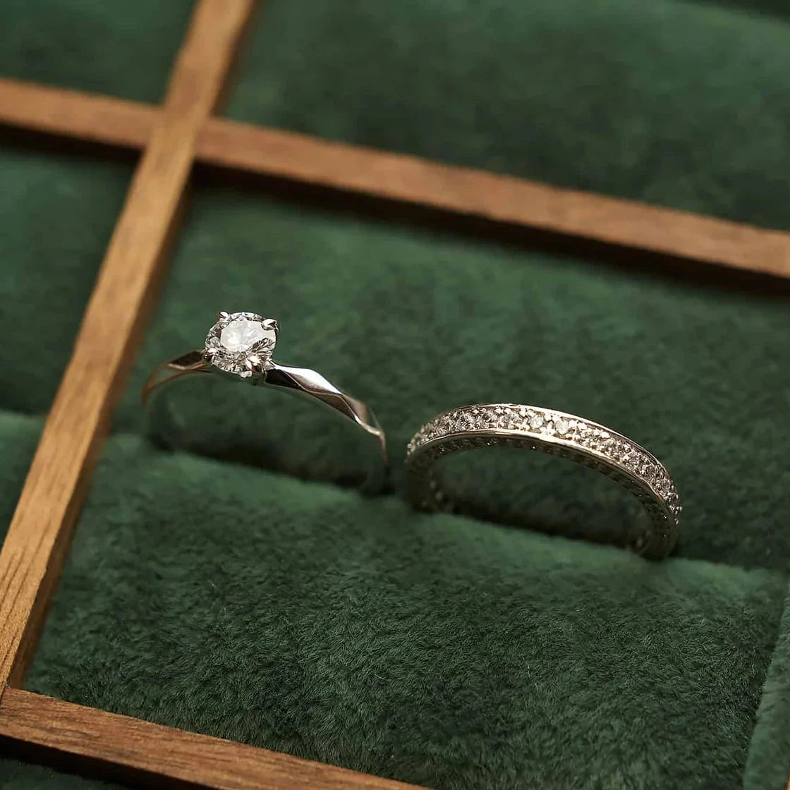 Gold Rings set with Diamonds