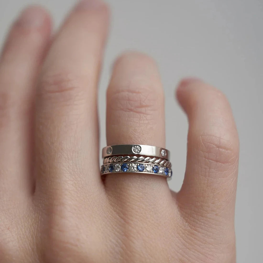 Gold Ring set with Sapphires and Diamonds