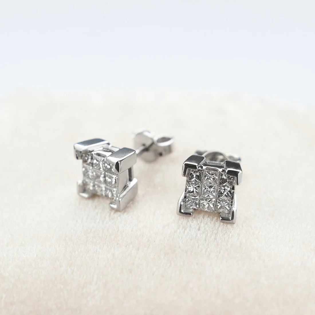 Gold Stud Earrings with Princess Diamonds