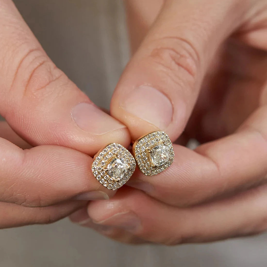 Stud Earrings with Cushion Diamonds