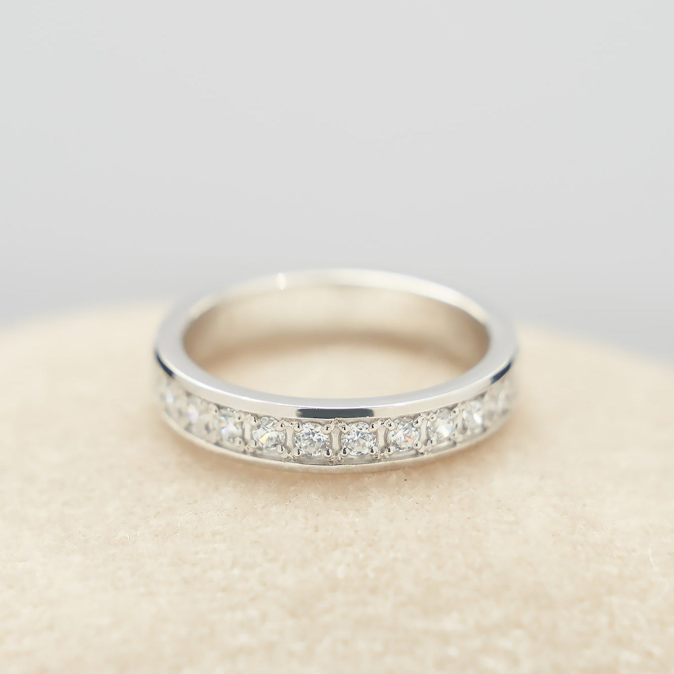 Gold Ring with Diamonds