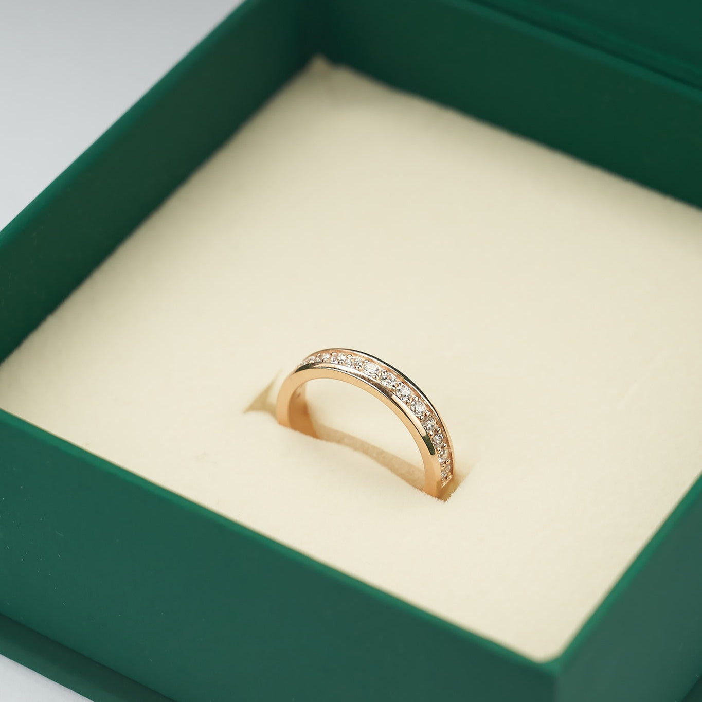 Gold Ring with Diamonds
