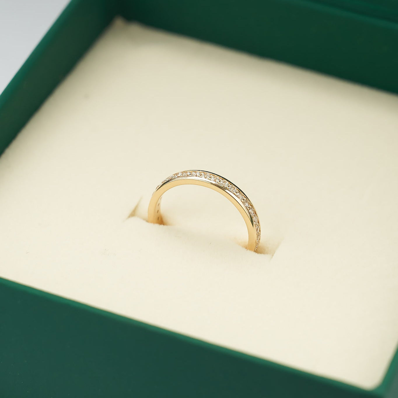 Gold Ring with Diamonds