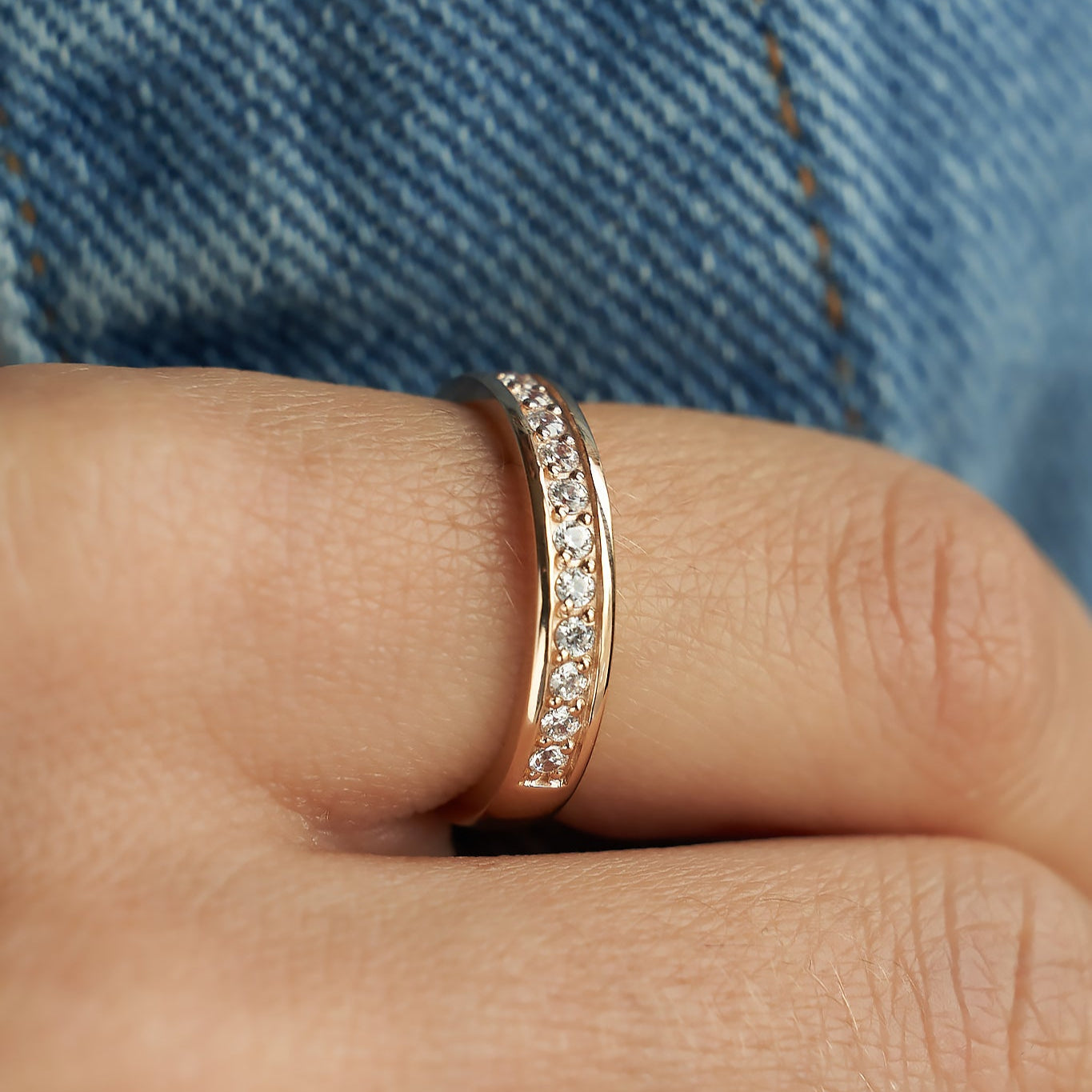 Gold Ring with Diamonds