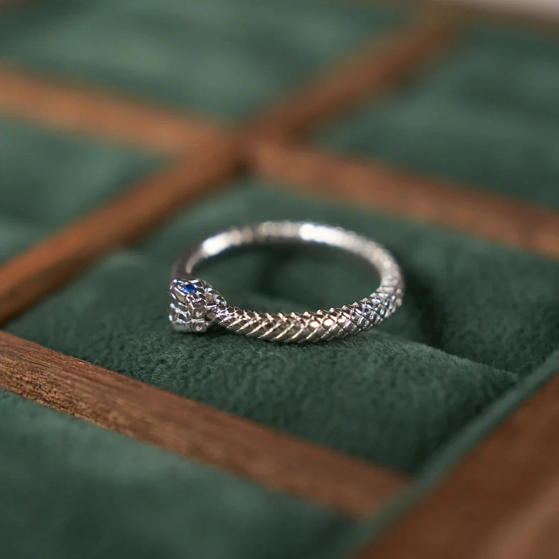 Gold Ring with Sapphires