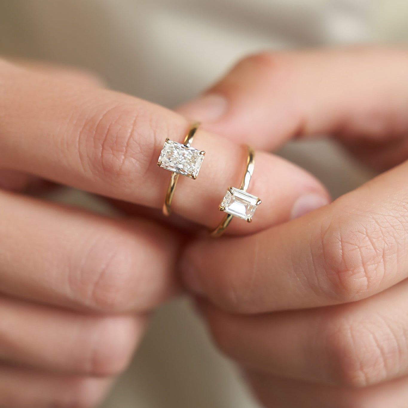 Gold Ring with Emerald Diamond 0,7 ct