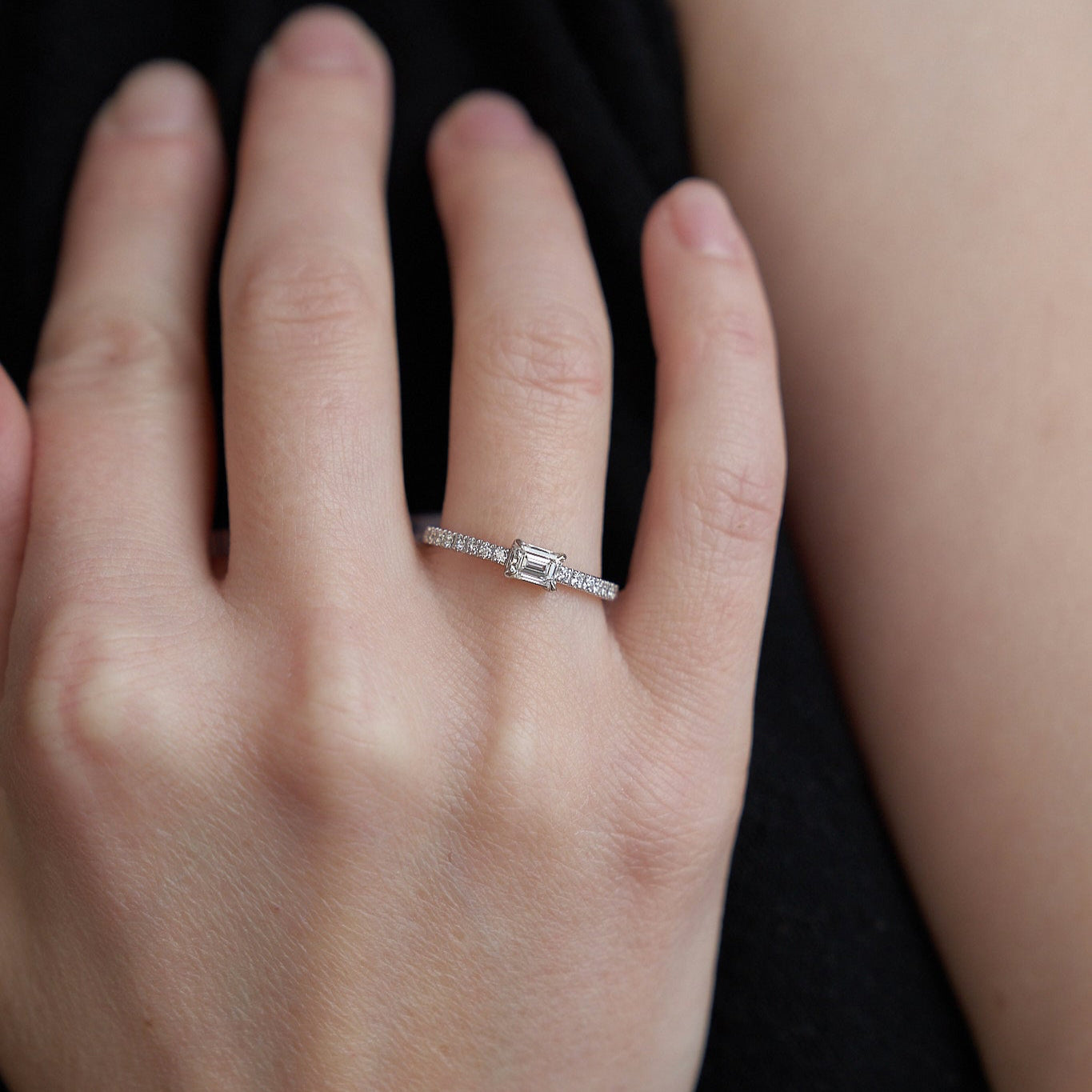 Gold Ring with Emerald Diamond 0,3 ct