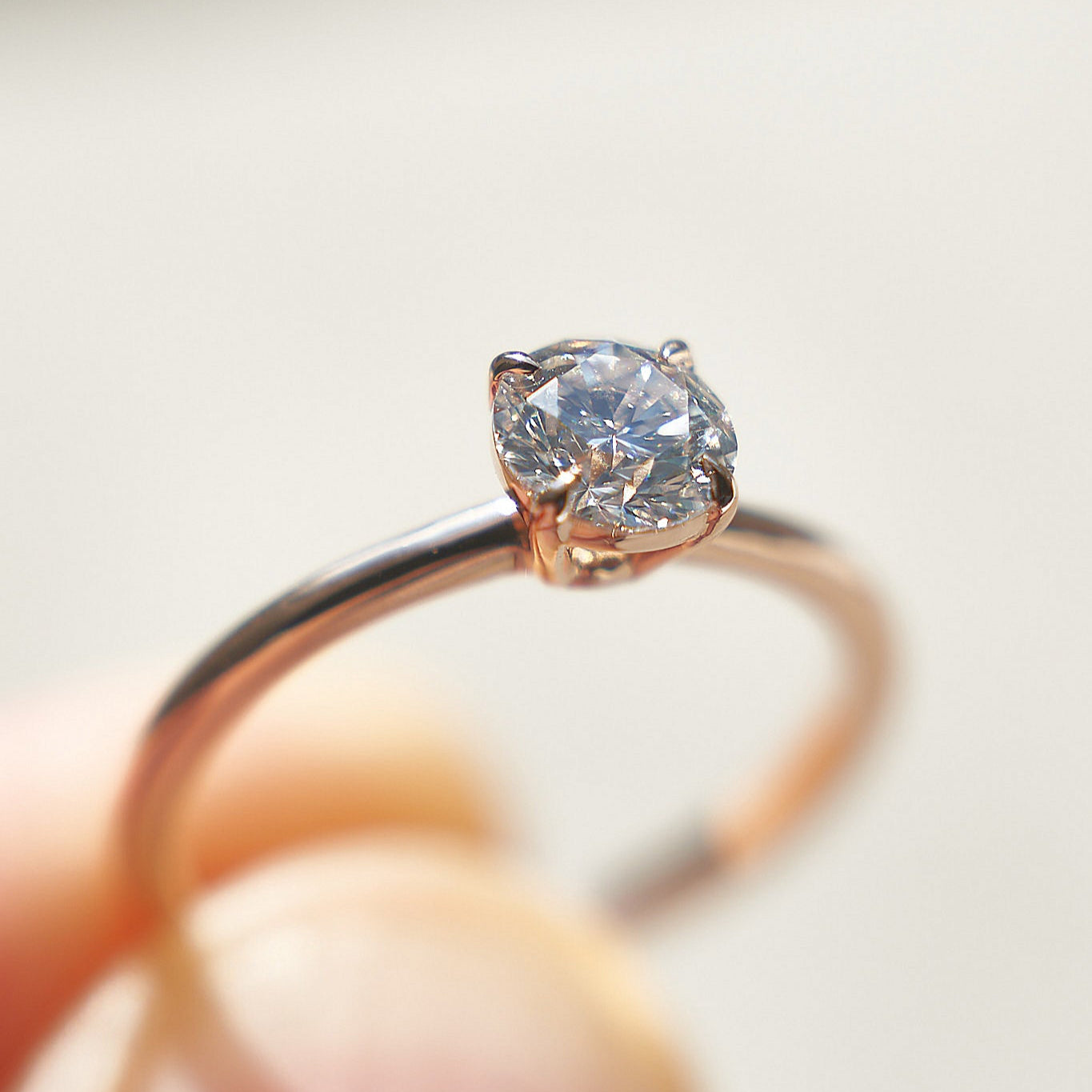 Gold Ring with Round Diamond 0,5 ct