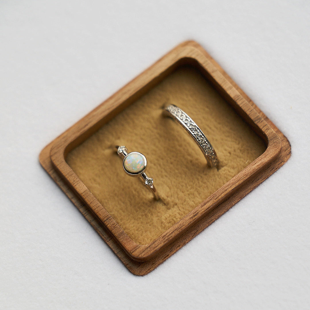 Gold Ring with Diamonds