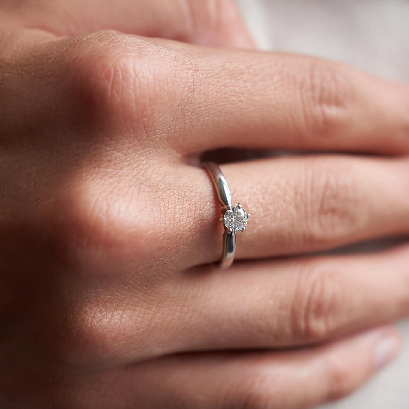 Gold Ring with Round Diamond 0,5 ct