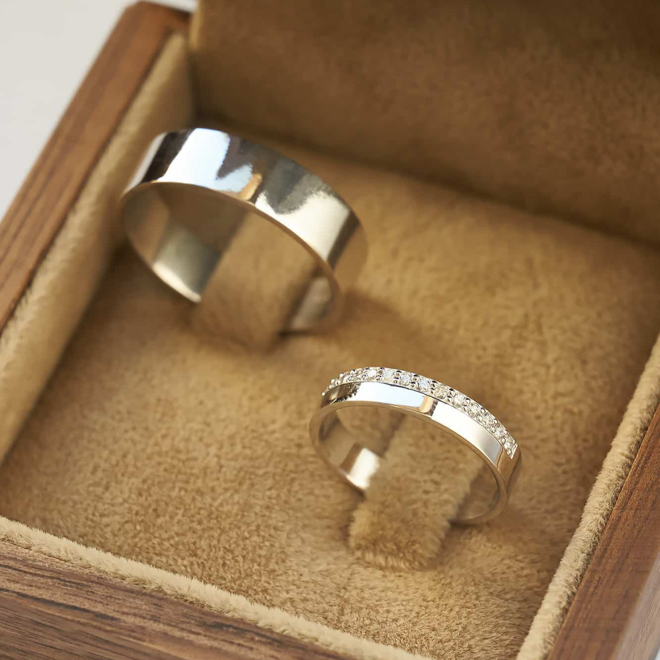 Gold Ring with Diamonds