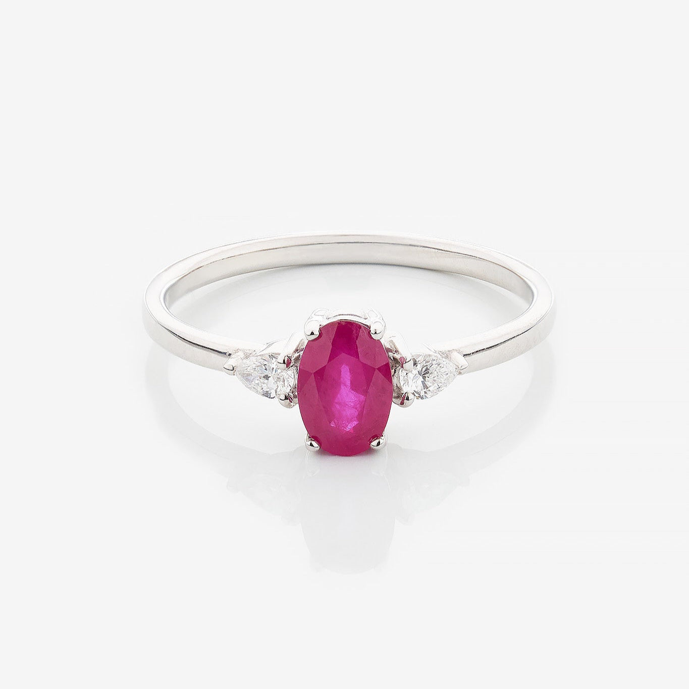 Gold Ring with Oval Ruby and Diamonds
