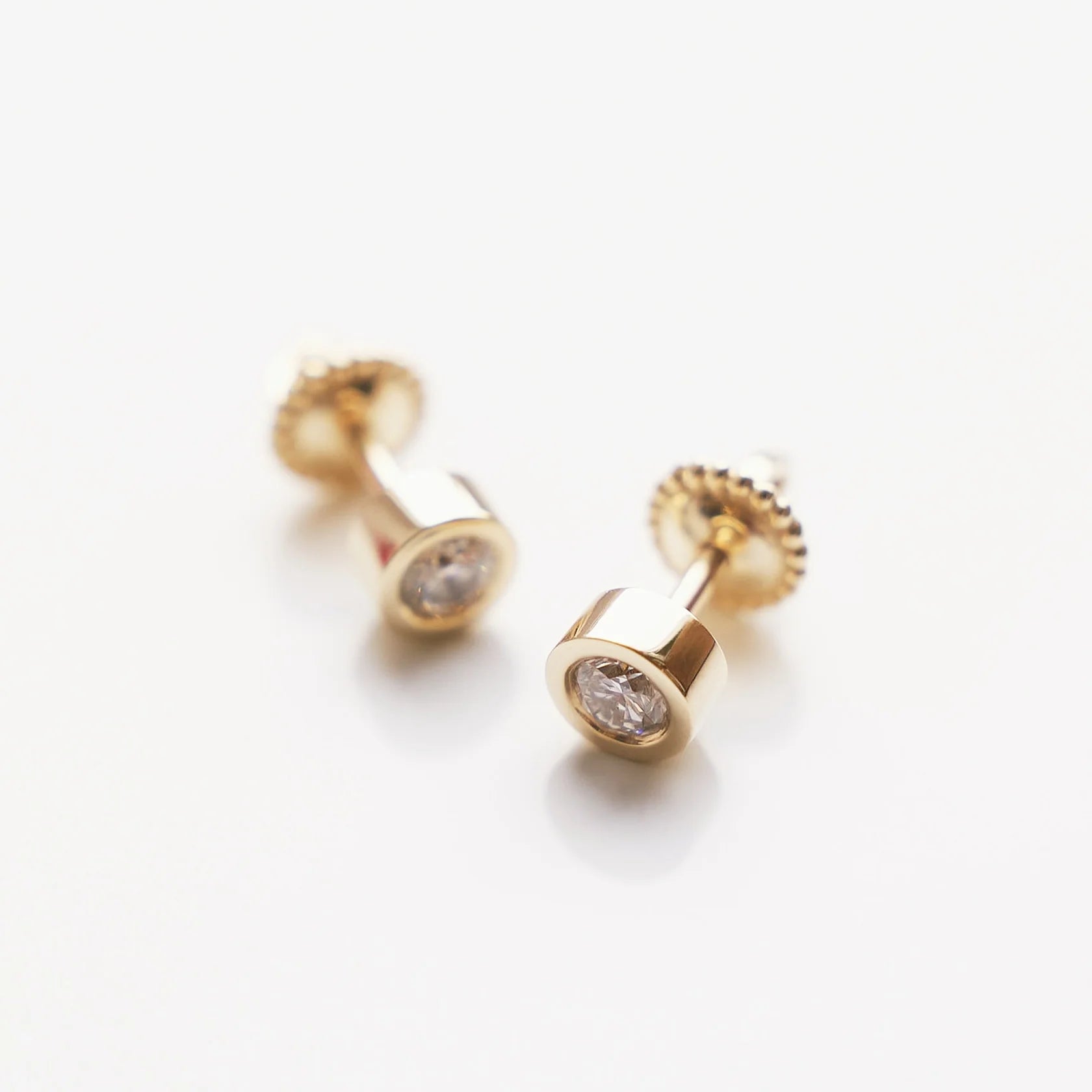 Gold Stud Earrings with Round Diamonds
