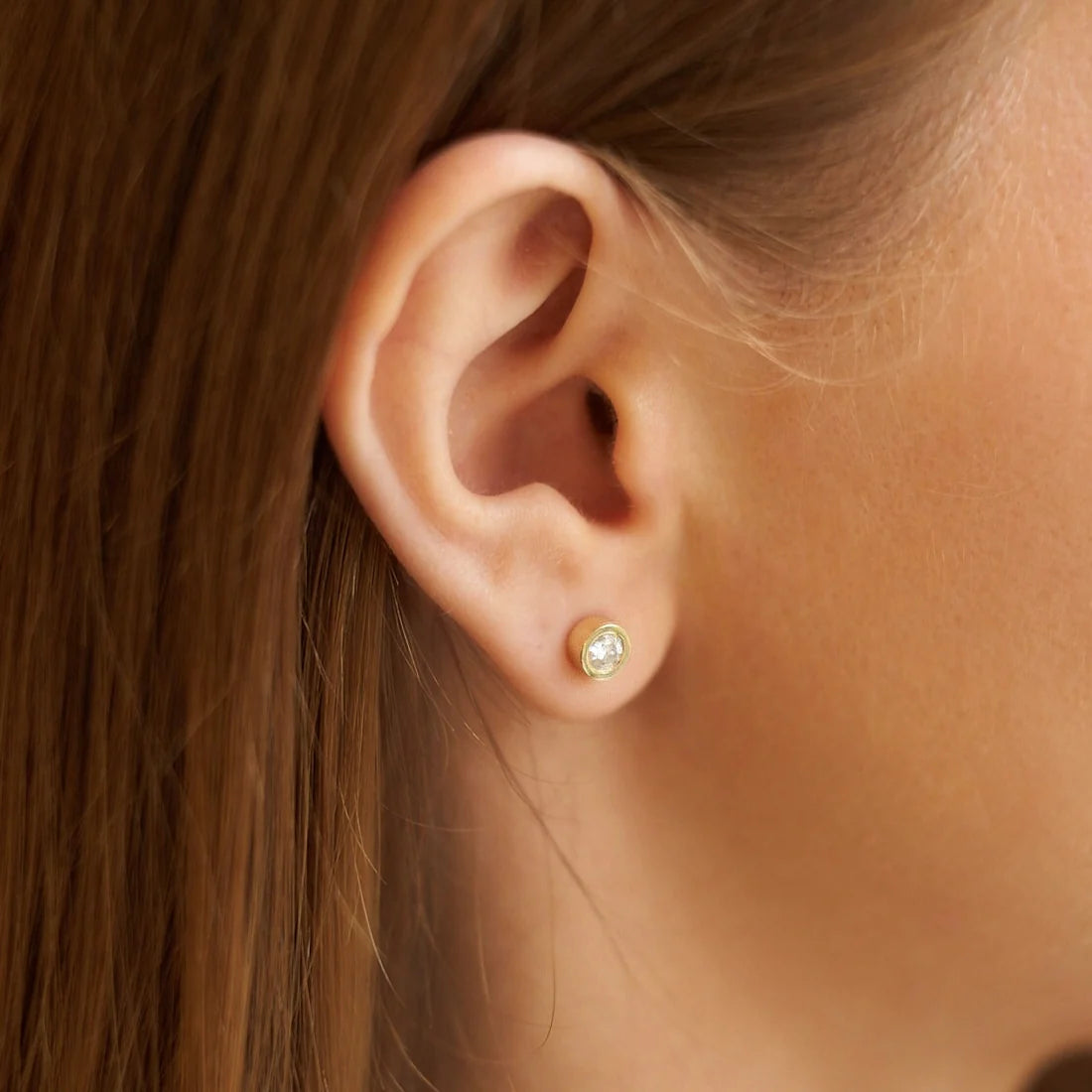 Gold Stud Earrings with Round Diamonds