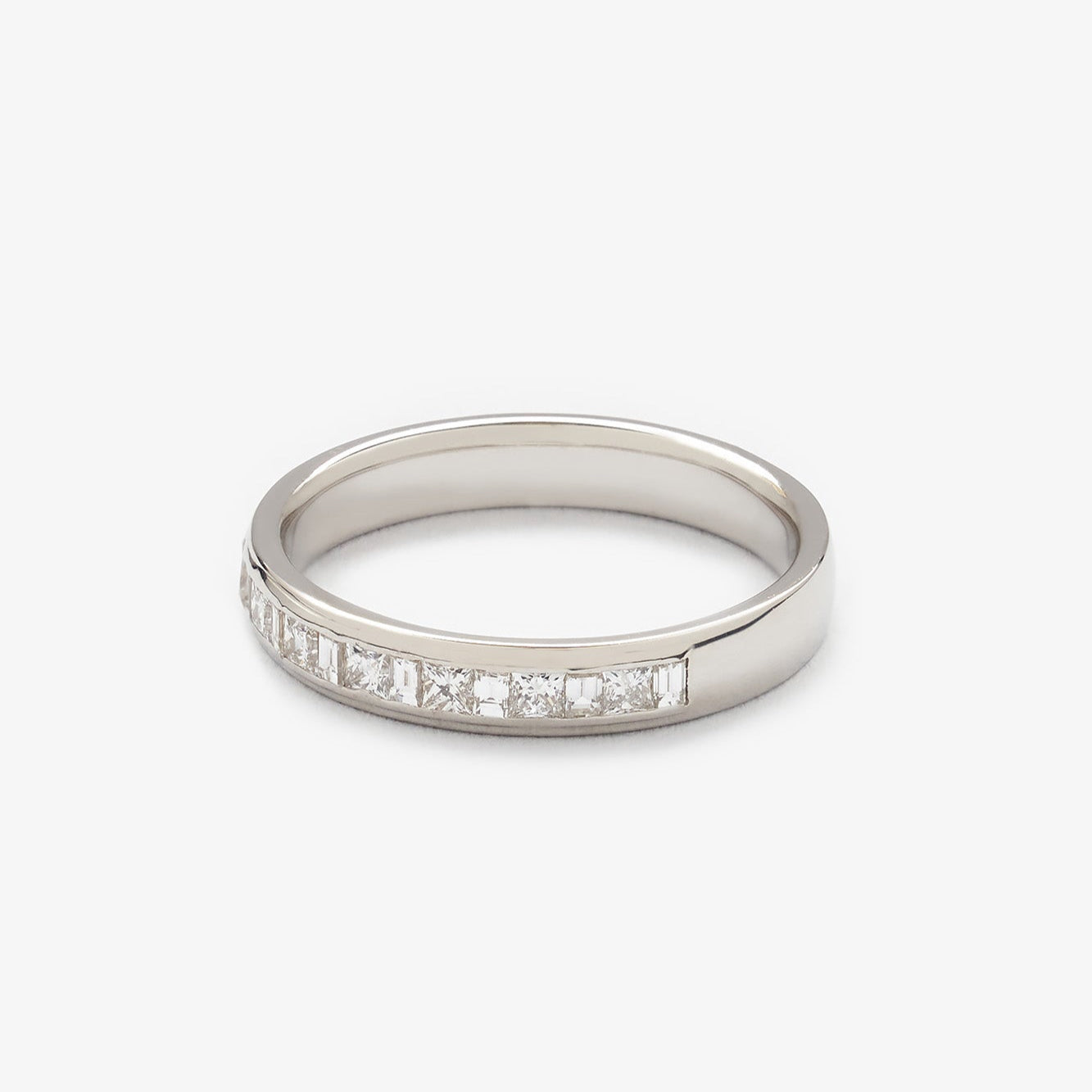 Gold Ring with Diamonds